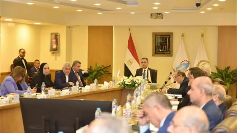 وزيرالتموين يترأس الجمعية العامة للشركة القابضة للصناعات الغذائية