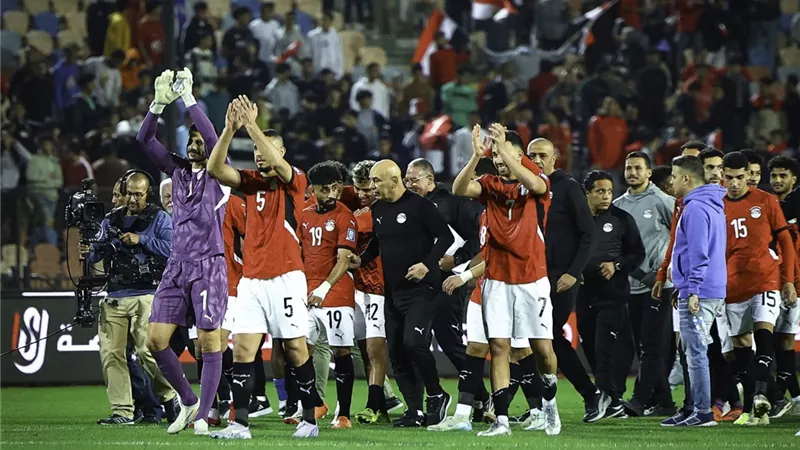 قناة جديدة تعلن نقل مباراة مصر وغينيا بيساو