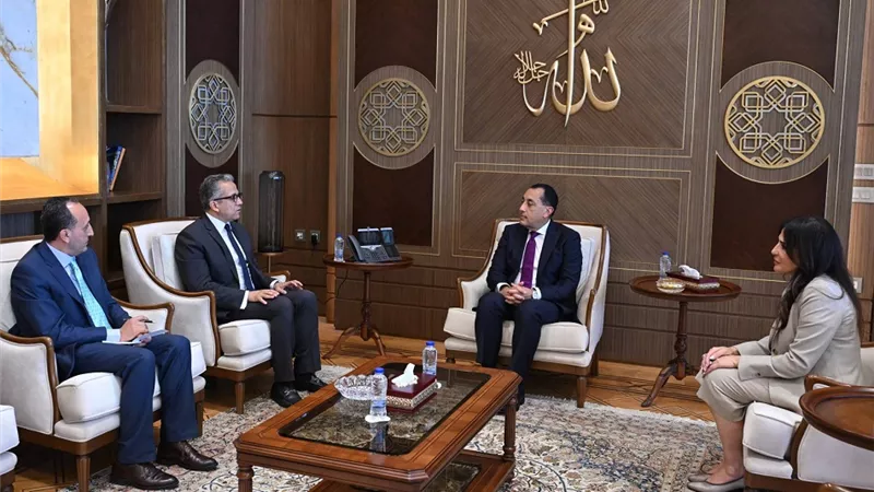 رئيس الوزراء يستقبل الدكتور خالد العناني المدير العام المنتخب لمنظمة 