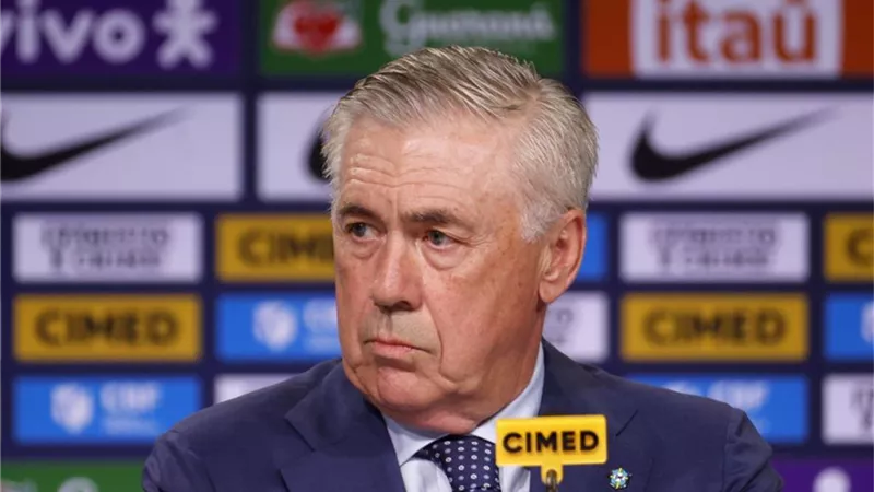 منتخب البرازيل يسعي إلى تمديد عقد أنشيلوتي حتى عام 2030
