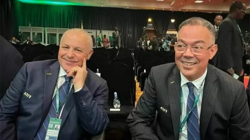 فوزى لقجع يهنئ هاني أبو ريدة بتأهل مصر إلى كأس العالم 2026