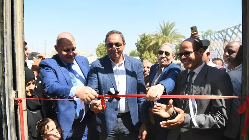 محافظ قنا يفتتح مدرسة علي خليل للتعليم الأساسي بالعركي بفرشوط