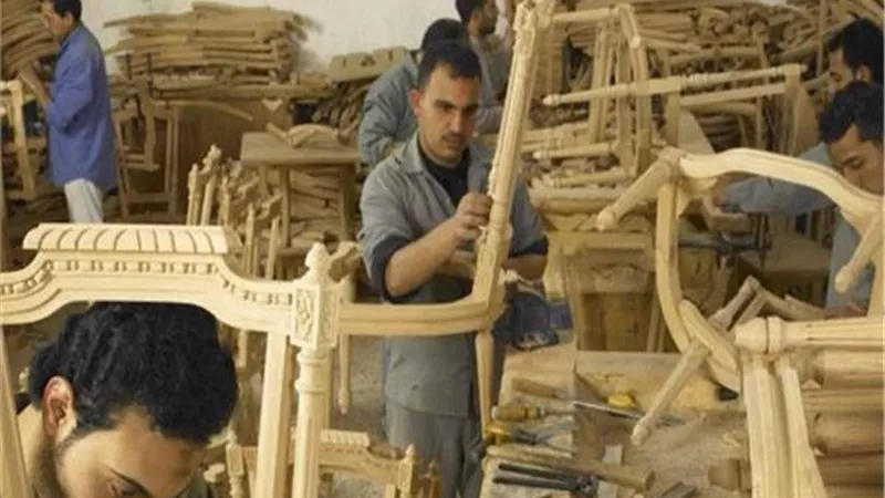 صناعة الأثاث تعد رافدا مهما من روافد الاقتصاد الوطني (إنفوجراف)