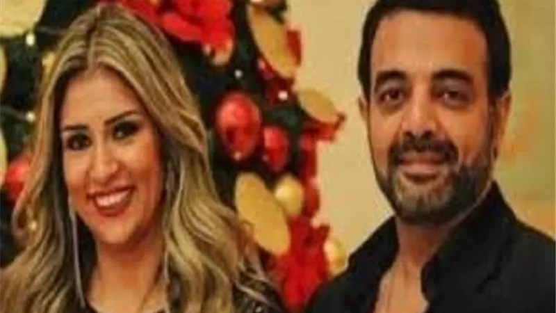 تفاصيل الحالة الصحية لـ زوجة عمرو محمود ياسين