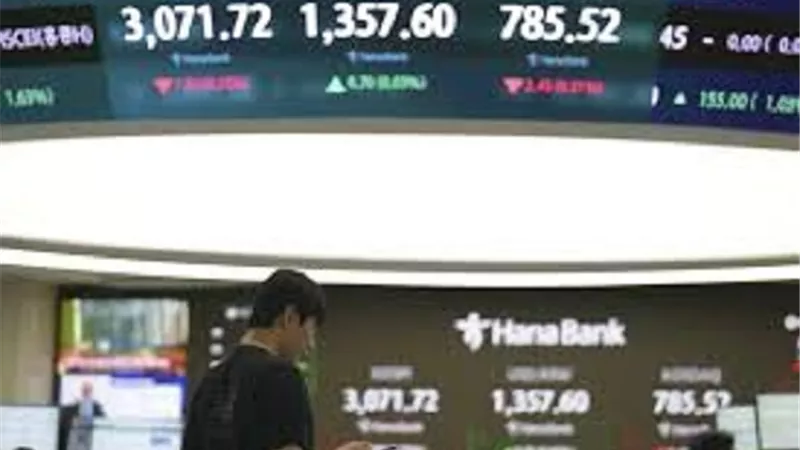 تباين في الأسهم الآسيوية مع تصاعد التوترات بين واشنطن وبكين