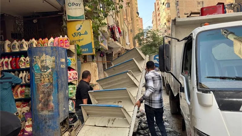 محافظة الجيزة تبدأ أعمال تطويرورفع كفاءةشارع الدكتور لاشين بالهرم