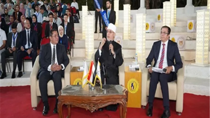 مفتي الجمهورية لطلاب الجامعات: تحقيق الأمن الفكري واجب وطني وديني