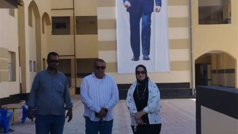 وكيل وزارة تعليم مطروح تتابع اللمسات النهائية لمدرسة شمس الحكمة