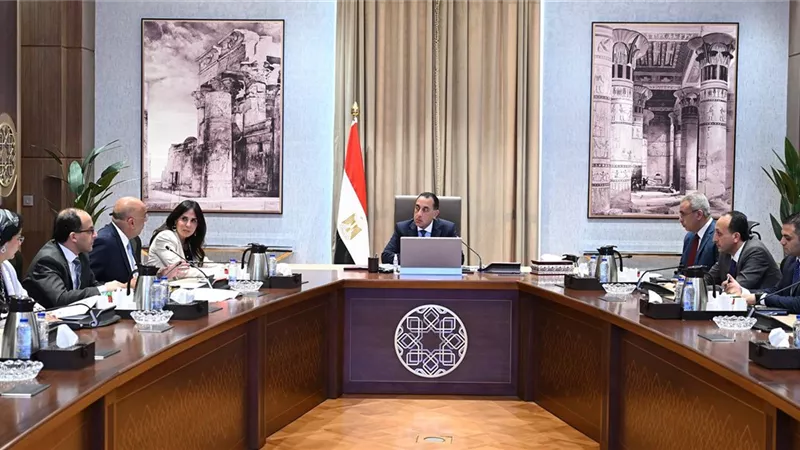 مدبولى يتابع جهود جهاز تنمية المشروعات بالمحافظات الحدودية
