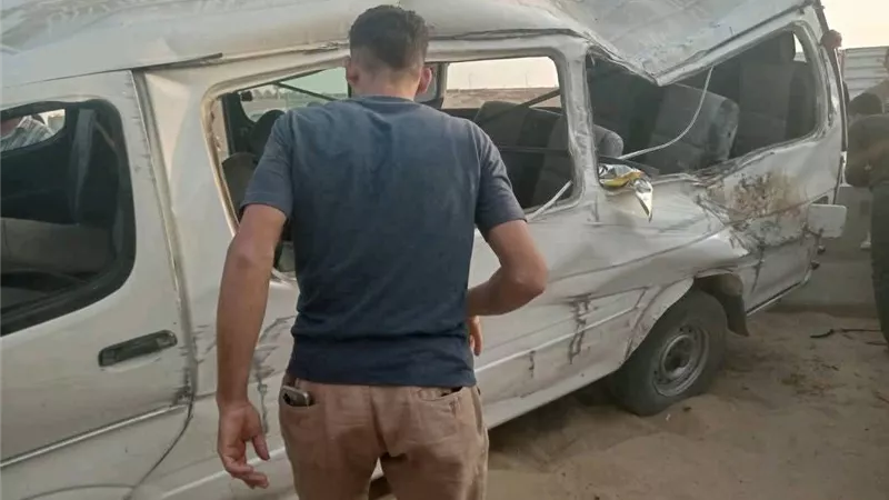 مصرع وإصابة 5 أشخاص فى انقلاب ميكروباص بالشرقية
