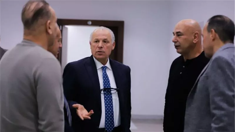 جلسة مرتقبة بين حسام حسن وأبو ريدة لتنسيق للمرحلة المقبلة للمنتخب