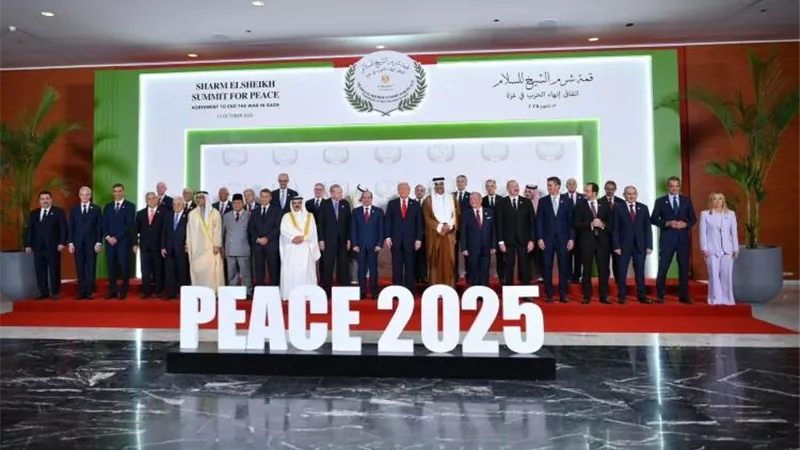 وزير الدولة البريطاني للشرق الأوسط يشيد بقمة 