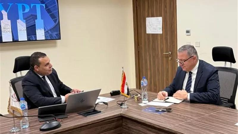 مباحثات مصرية تركية لتوسيع الاستثمارات في قطاع الملابس