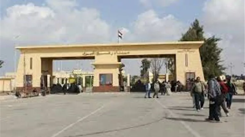 محافظ شمال سيناء: معبر رفح مفتوح من الجانب المصري