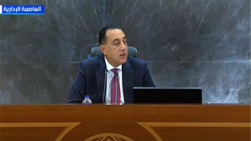 مدبولي يشيد برفع ستاندرد آند بورز تصنيف مصر الائتماني إلى 