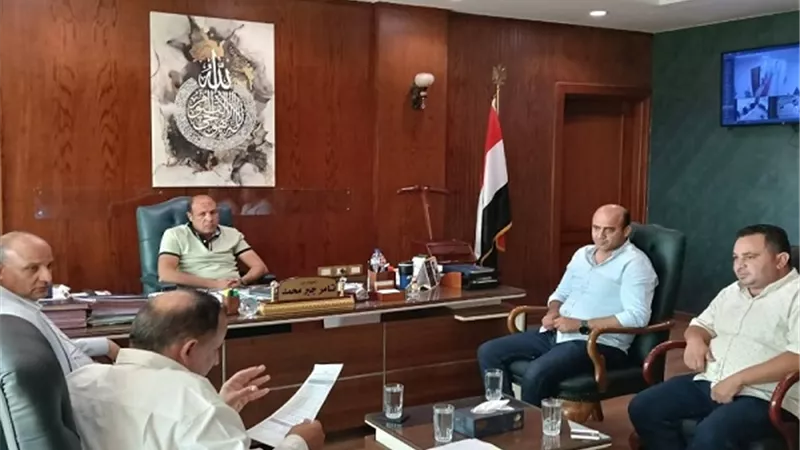 رئيس جهاز مدينة العبور يتابع مشروعات إحلال وتجديد المرافق