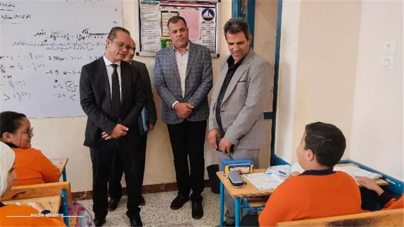 متابعة مكثفة لضمان جودة التعليم وإنضباطه بمدارس دمياط