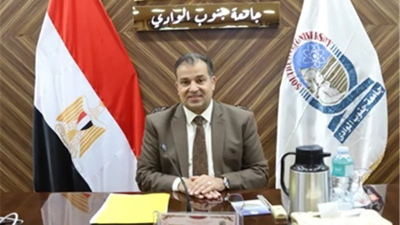 عكاوى: تغيير اسم جامعة جنوب الوادي إلى قنا