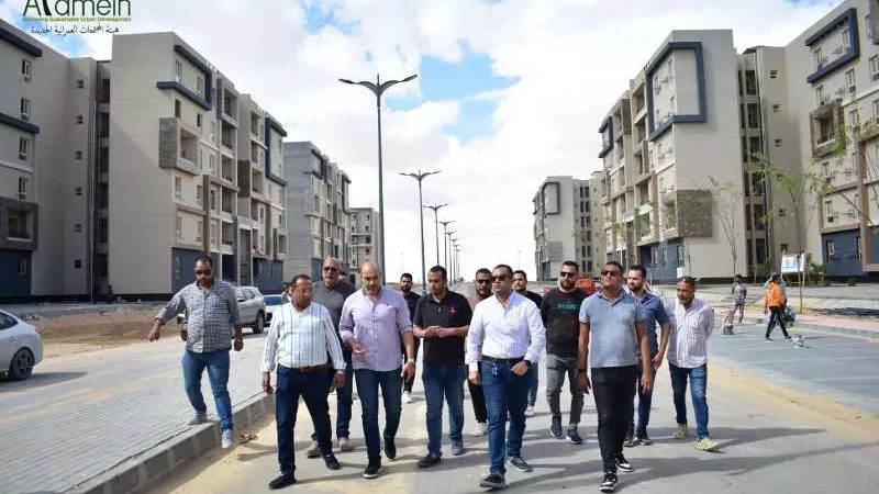 رئيس جهاز مدينة العلمين الجديدة يتفقد منطقة 