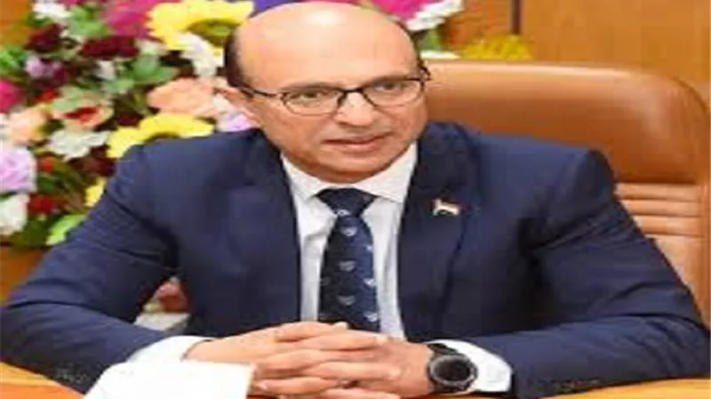 رئيس جامعة أسيوط يجدد ندب عميد معهد البحوث