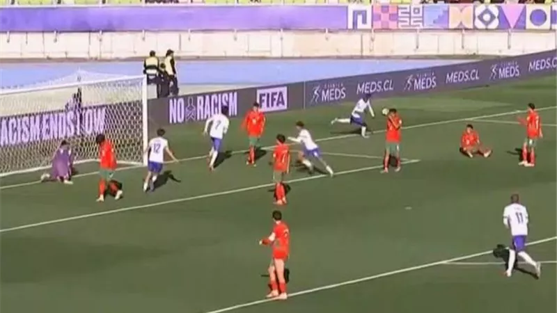 لوكاس ميشيل يحرز هدف التعادل لفرنسا أمام المغرب بكأس العالم للشباب