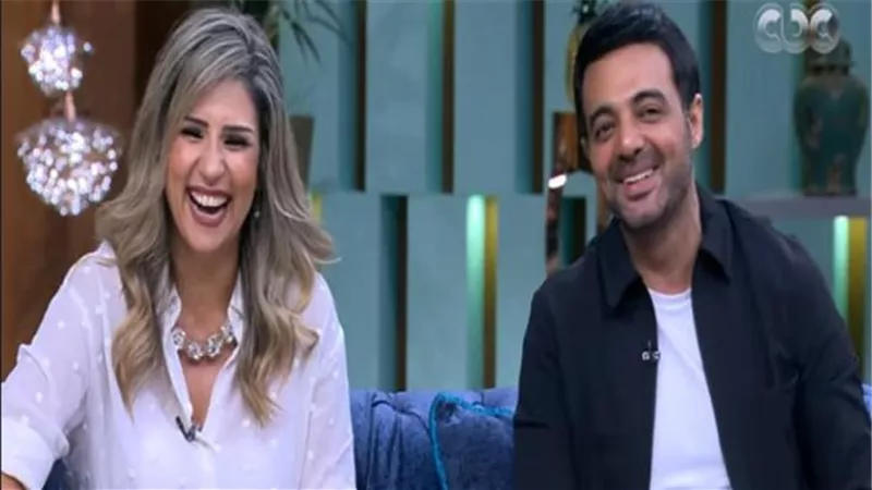 عمرو محمود ياسين يكشف تطورات الحالة الصحية لزوجته آيات أباظة