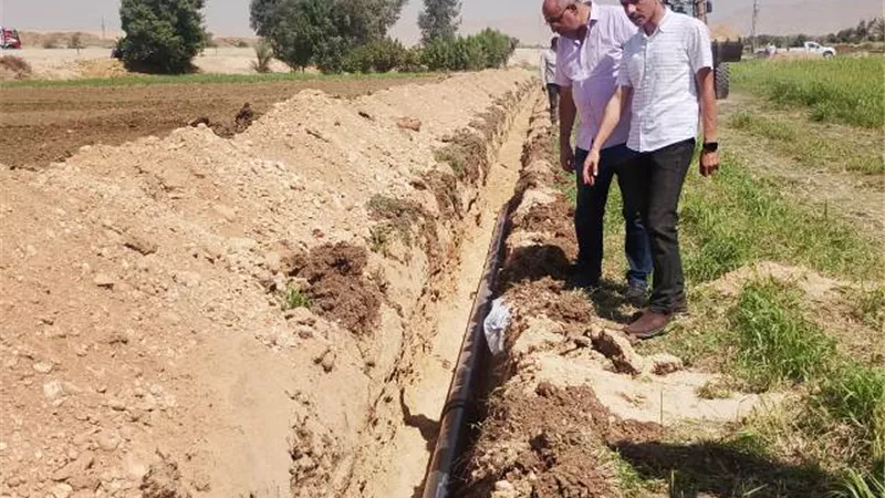 بشرة خير من جهاز أخميم الجديدة للمشتركين فى خدمة المياه بالمدينة.. صور