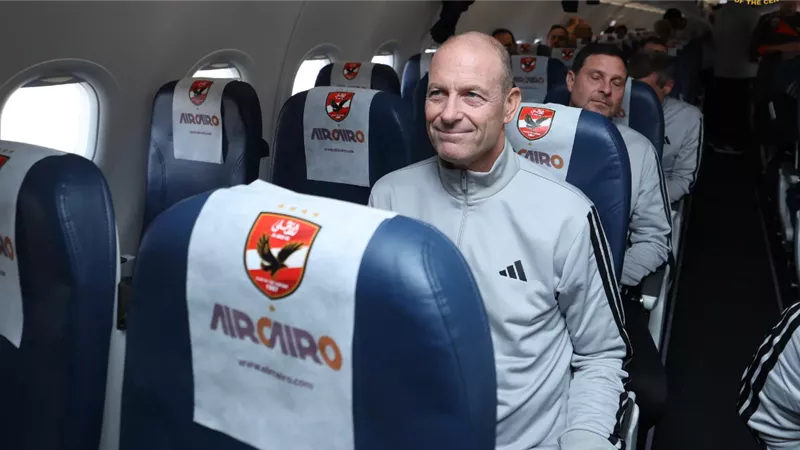 دوري أبطال إفريقيا.. بعثة الأهلي تغادر مطار القاهرة إلى بوروندي