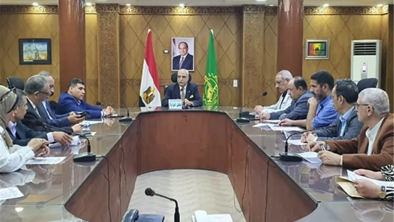 مديرتعليم القليوبيةيتابع انتظام الدراسة وتنفيذ التعليمات الوزارية