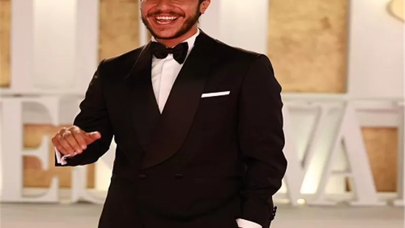 بإطلالة كلاسيكية.. نور النبوي يخطف الأنظار في مهرجان الجونة