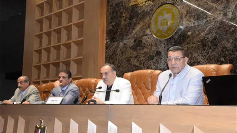 محافظ أسيوط: تكثيف الجهود لاستكمال مشروعات 