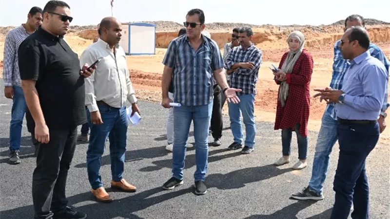 نبأ سار من رئيس جهاز مدينة العاشر من رمضان للمستثمرين والمصنعين.. صور