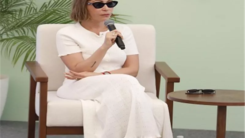 منة شلبي عن تمزق فستانها بمهرجان الجونة: كنت متوترة