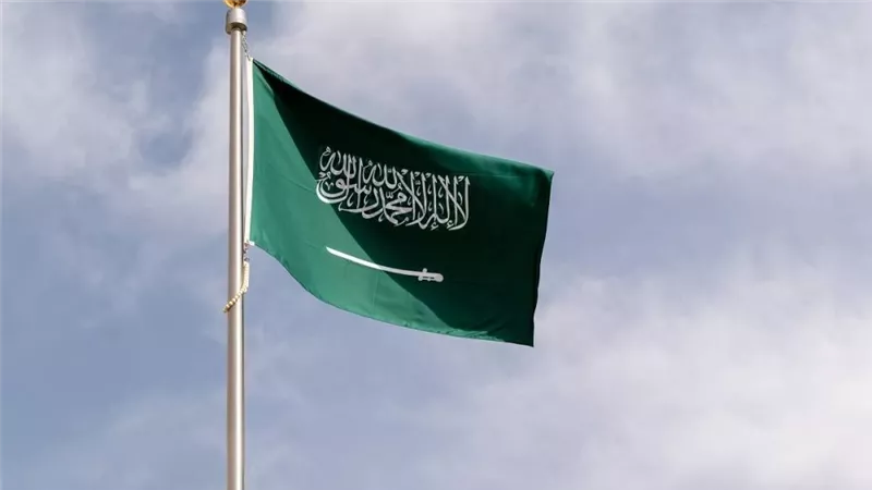 السعودية تبدأ المرحلة الثانية من توطين المهن الصحية