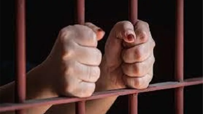 تجديد حبس ربه منزل قتلت زوجها واشعلت النيران فيه أثناء نومه