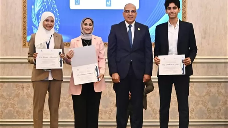 باحثة جامعة القناة تتصدر مسابقة 
