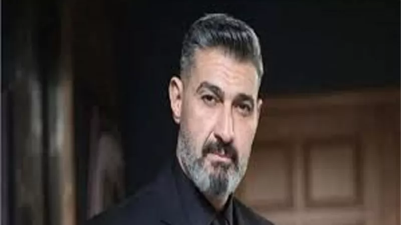 ياسرر جلال: 