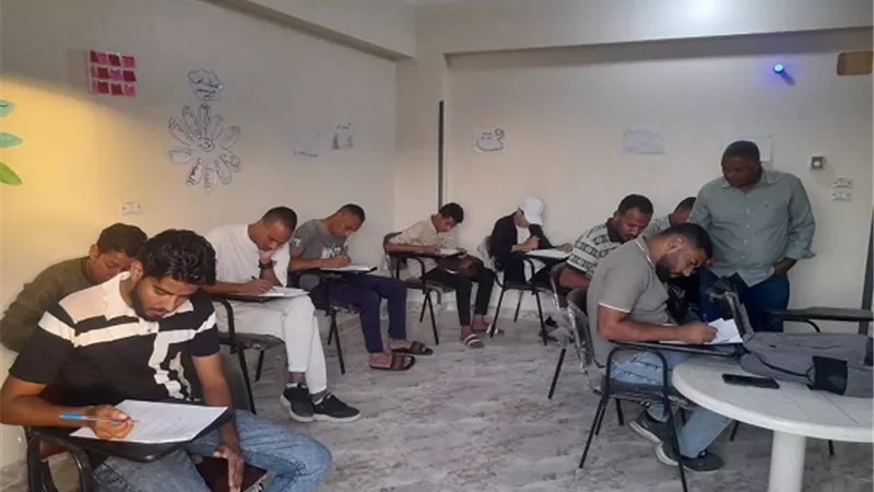 الاقصر تبدا مقابلات المتقدمين لدورة تدريب كهرباء السليسيون