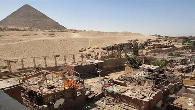 تطوير محور سياحي يبدأ من مطار سفنكس وحتى سقارة والبدرشين..تفاصيل