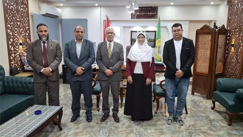 مدير تعليم الإسماعيلية يستقبل مسئولي وحدة سوق العمل بالوزارة