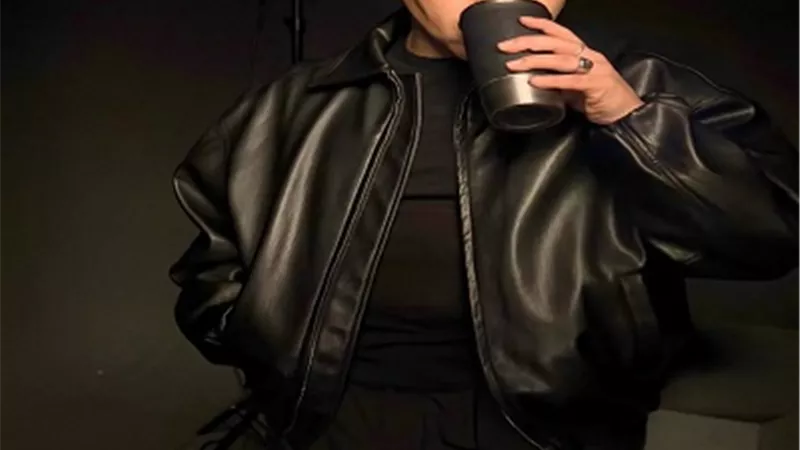 عمر كمال يشوّق جمهوره بأول تيزر من ألبومه الجديد