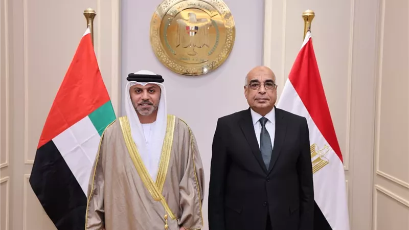 سفير الإمارات يبحث مع وزير العدل تعزيز التعاون القانوني والقضائي