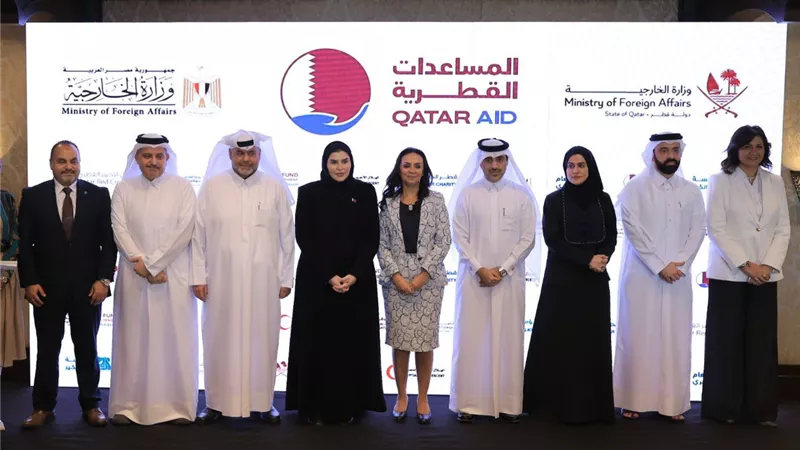 مصر وقطر تؤكدان شراكتهما الإنسانية لدعم غزة