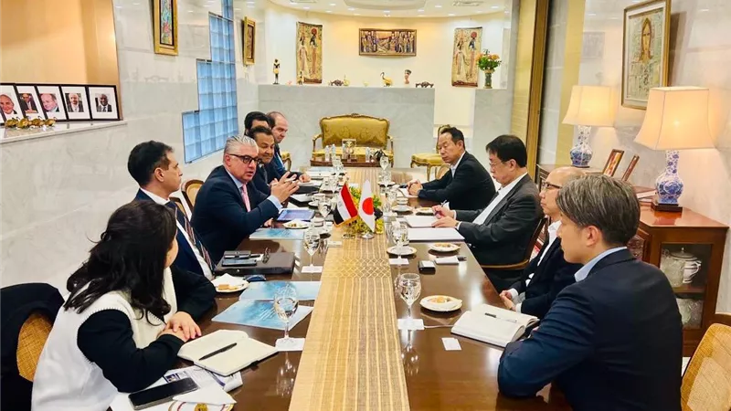 رئيس اقتصادية قناة السويس يشارك في مؤتمر (HENCA 2025)