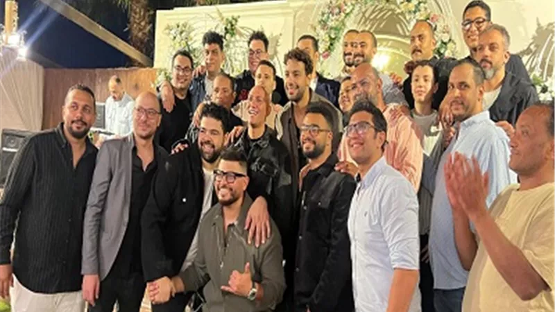 أحمد جمال يحتفل بزفافه وسط أهله في طنطا قبل الموعد الرسمي للفرح