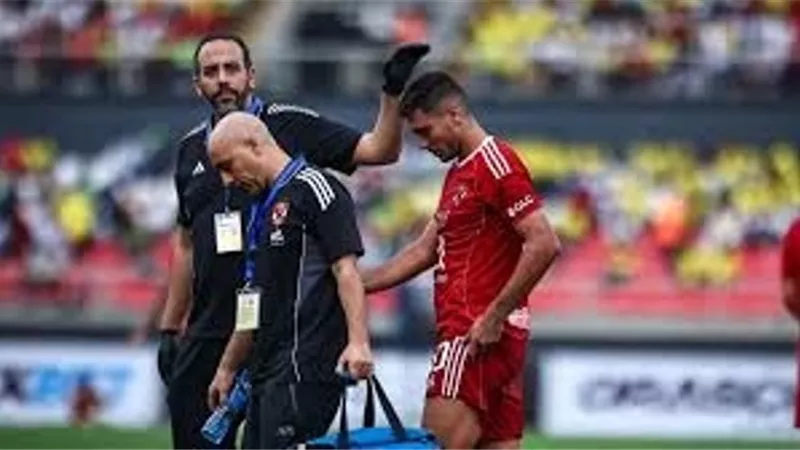 طبيب الأهلي يكشف مدى إصابة محمد شريف وموعد عودته