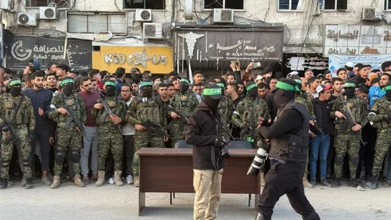 حماس تسلّم أحد جثامين المحتجزين الإسرائيليين وتؤكد التزامها ببنود وقف إطلاق النار