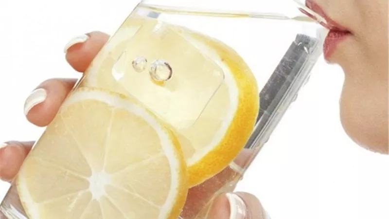 6 مشروبات طبيعية للتخلص من الكرش بسرعة وآمان