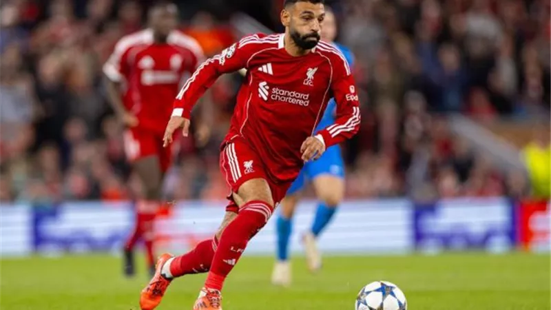 تعليق ليفربول على تراجع أداء محمد صلاح وموقف رحيله فى الشتاء