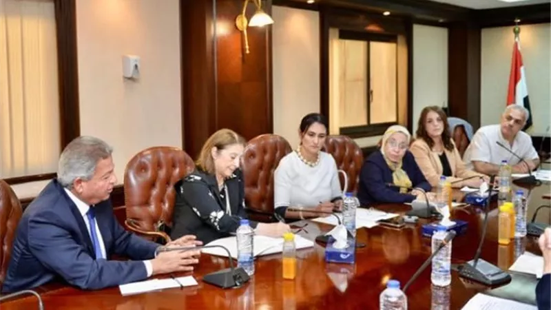 لجنة إعلام الخدمة العامة تعقد أولى اجتماعاتها بمقر المجلس الأعلى